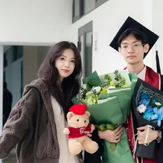 F1留学生心理健康请假指南！教你如何合法获取医疗证明、申请课程减免与维持F1身份